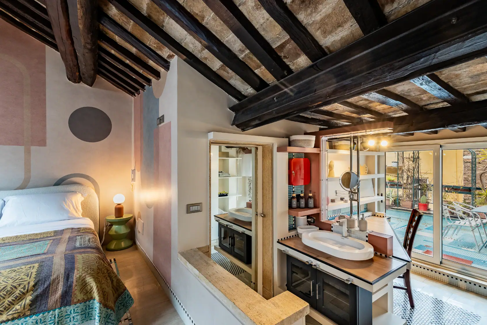 Altiora Luxury Loft – Bedroom with ensuite and terrace view
