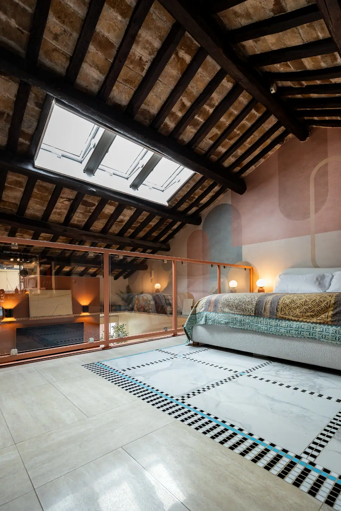 Altiora Luxury Loft – Mezzanine bedroom with skylights